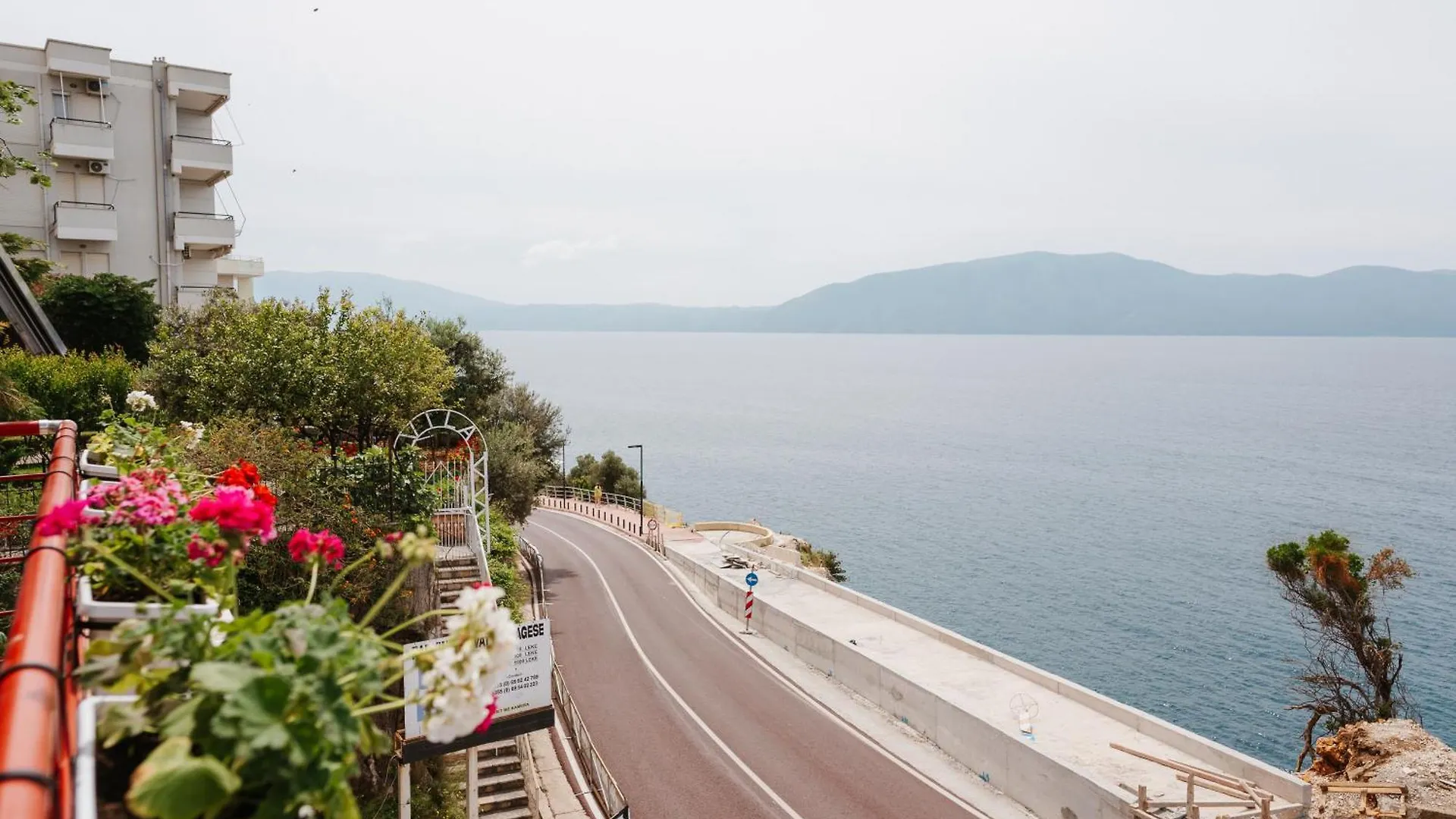 Thea Seaview Apartament Vlorë