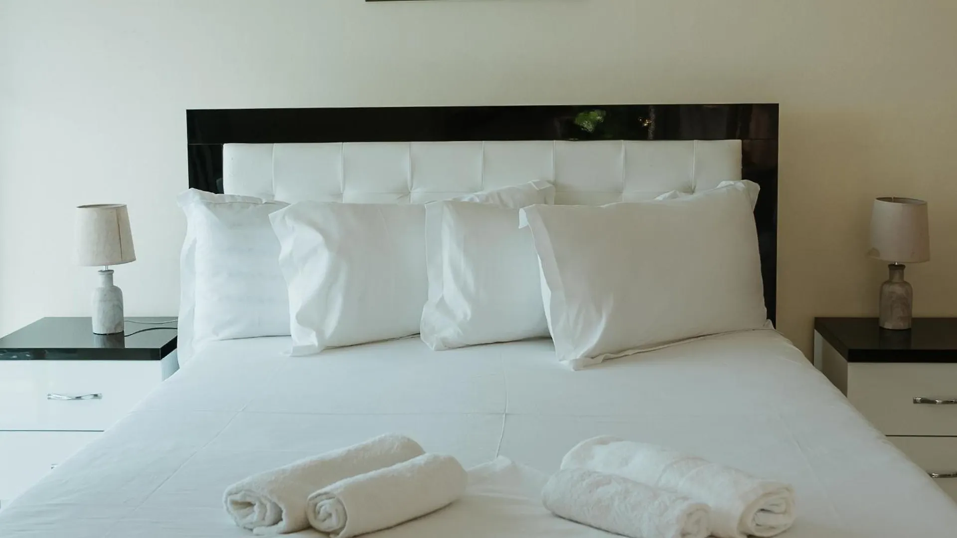 Thea Seaview Apartament Vlorë Appartamento